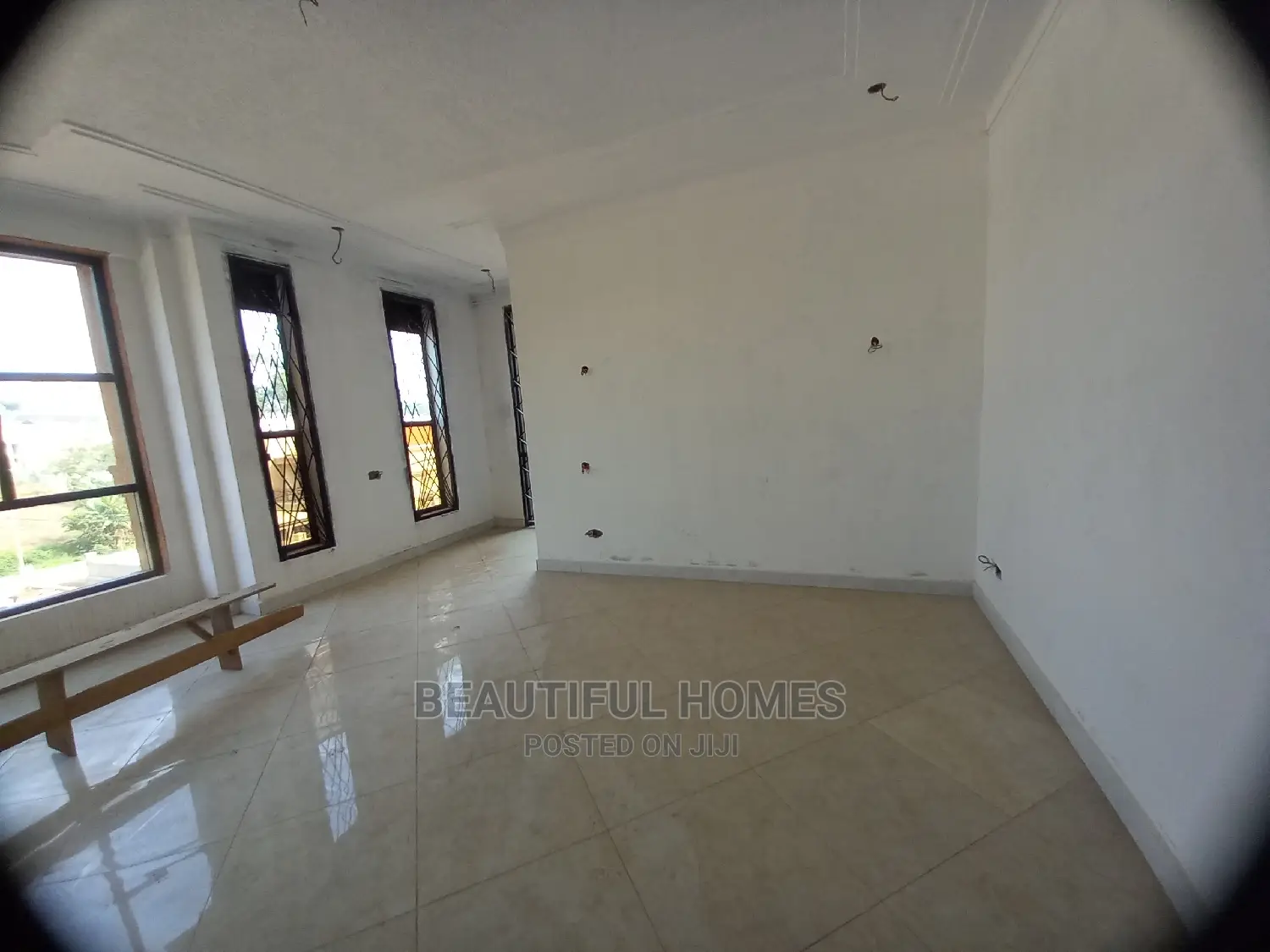 Furnished 5bdrm Mansion in Kyanja, Central Division for Sale