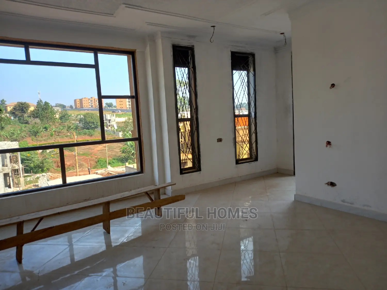 Furnished 5bdrm Mansion in Kyanja, Central Division for Sale