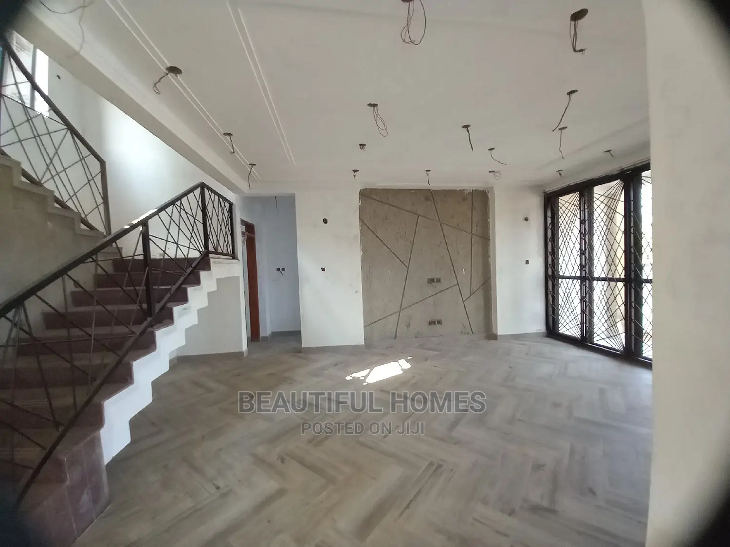 Furnished 5bdrm House in Kyanja, Central Division for Sale