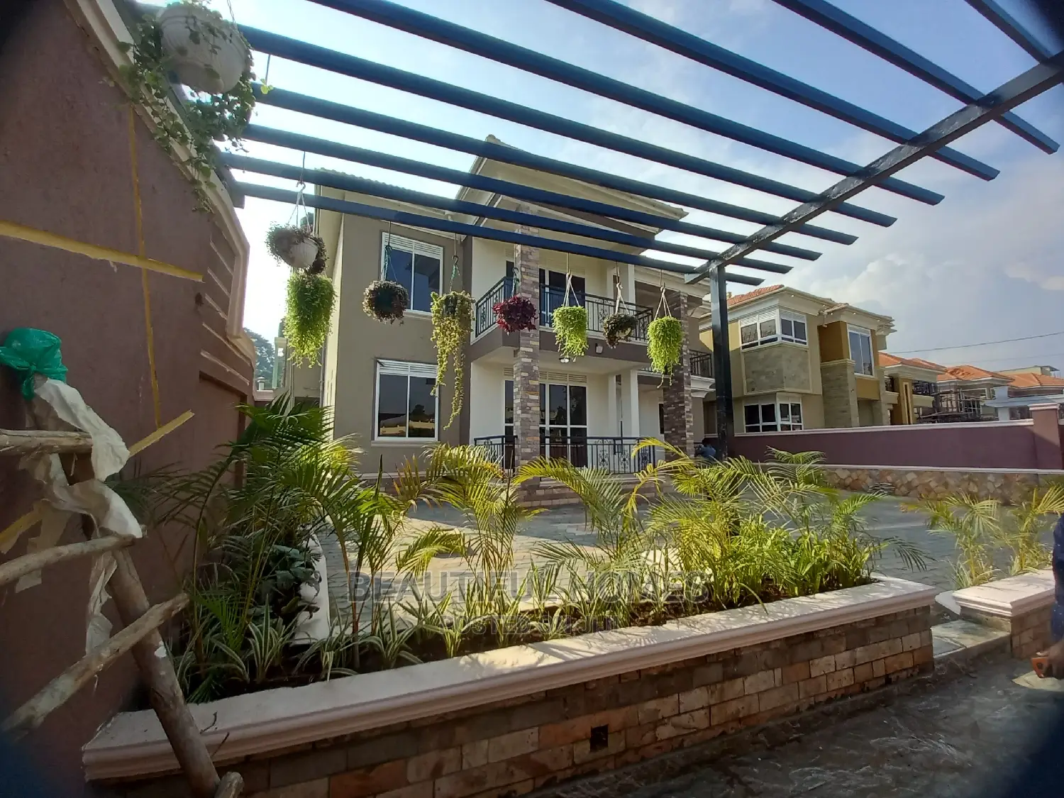 Furnished 6bdrm Mansion in Kyanja Organised, Central Division for Sale