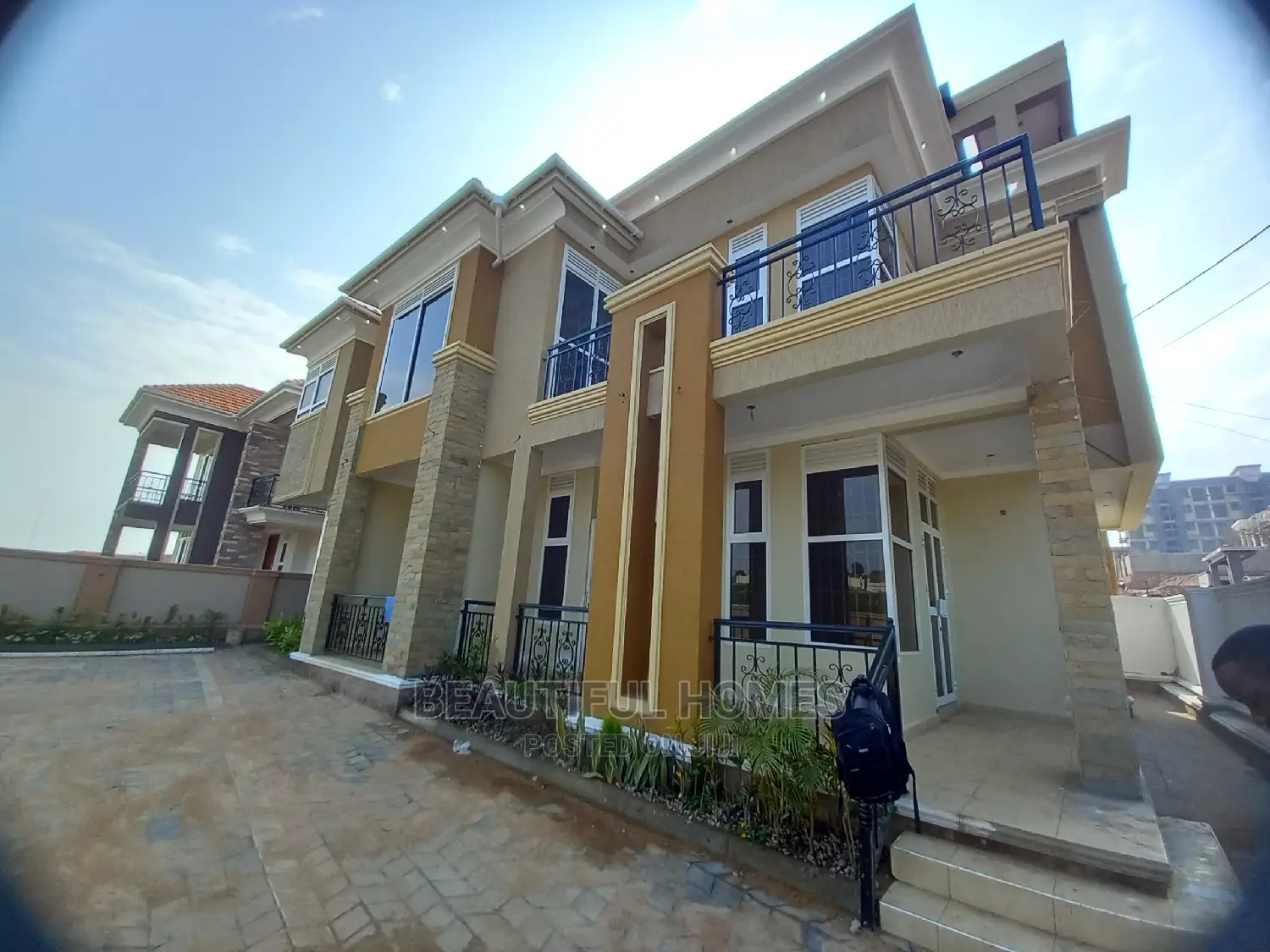 Furnished 6bdrm Mansion in Kyanja, Central Division for Sale