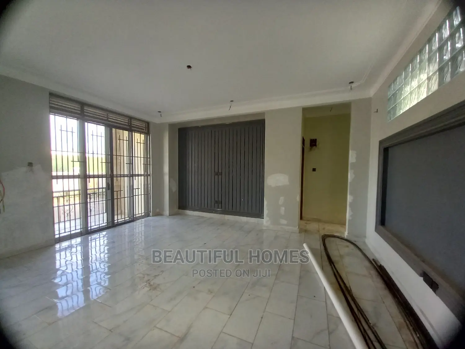 Furnished 6bdrm Mansion in Kyanja, Central Division for Sale