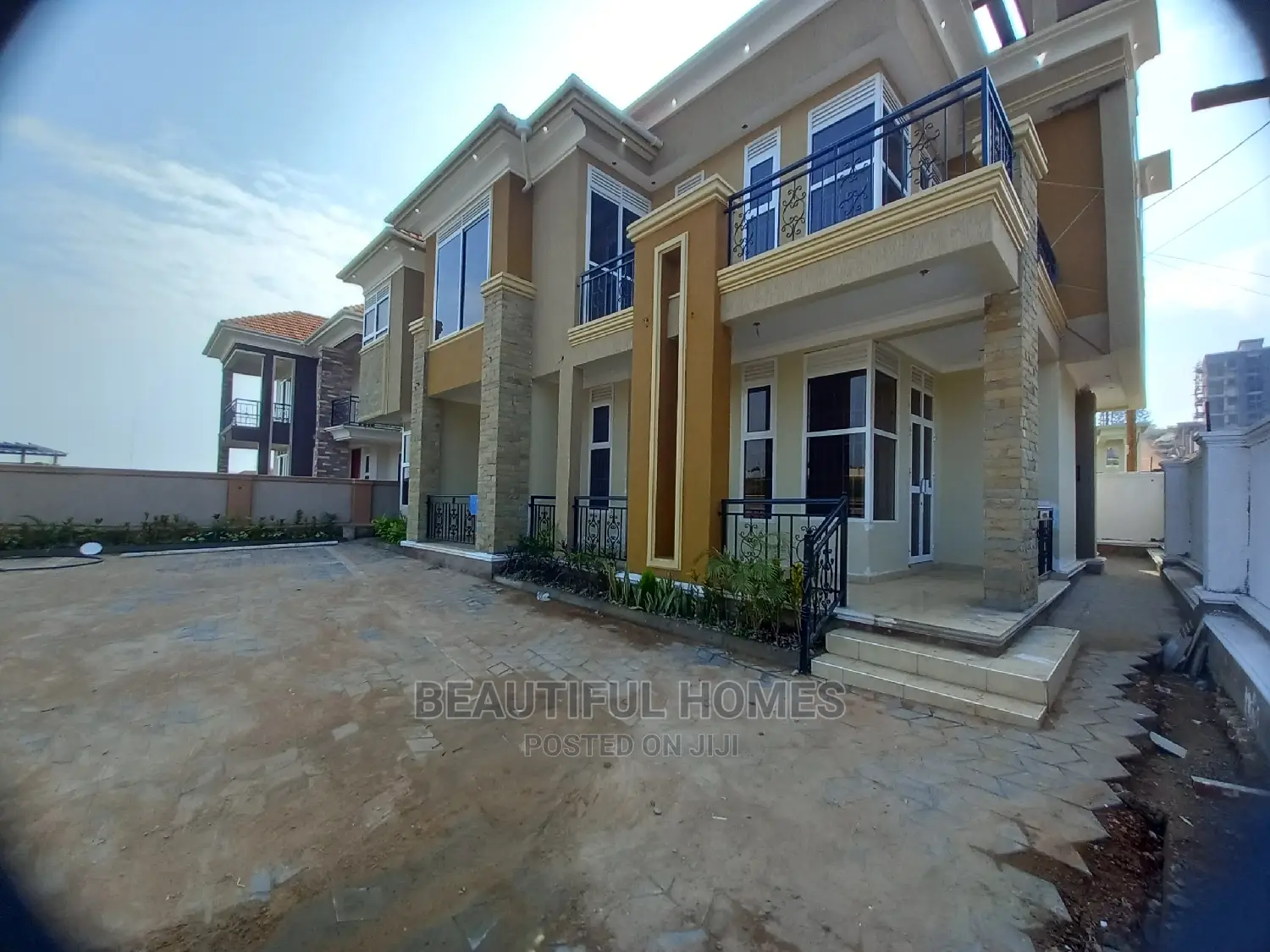 Furnished 6bdrm House in Kyanja, Central Division for Sale