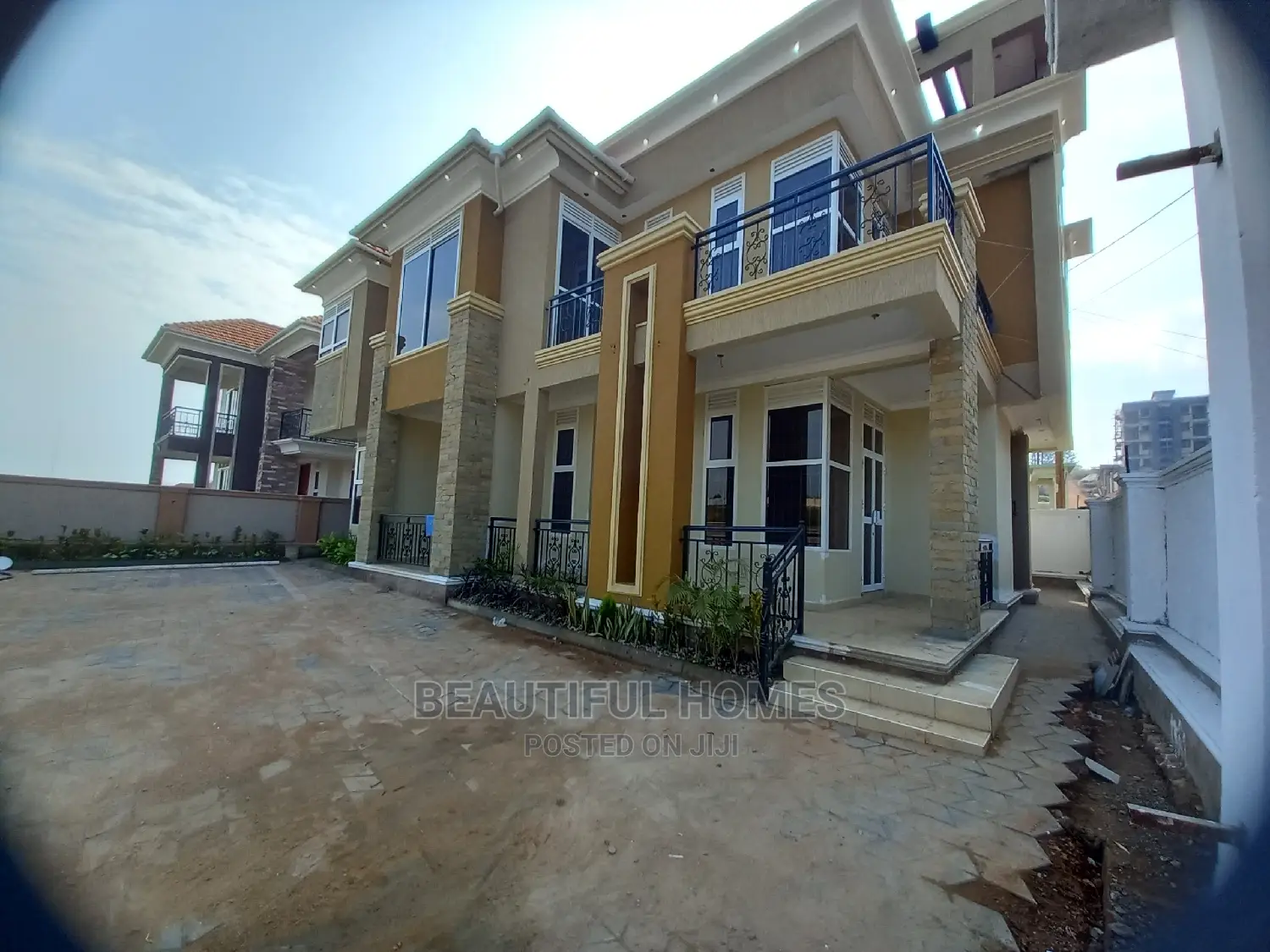 Furnished 6bdrm House in Kyanja, Central Division for Sale