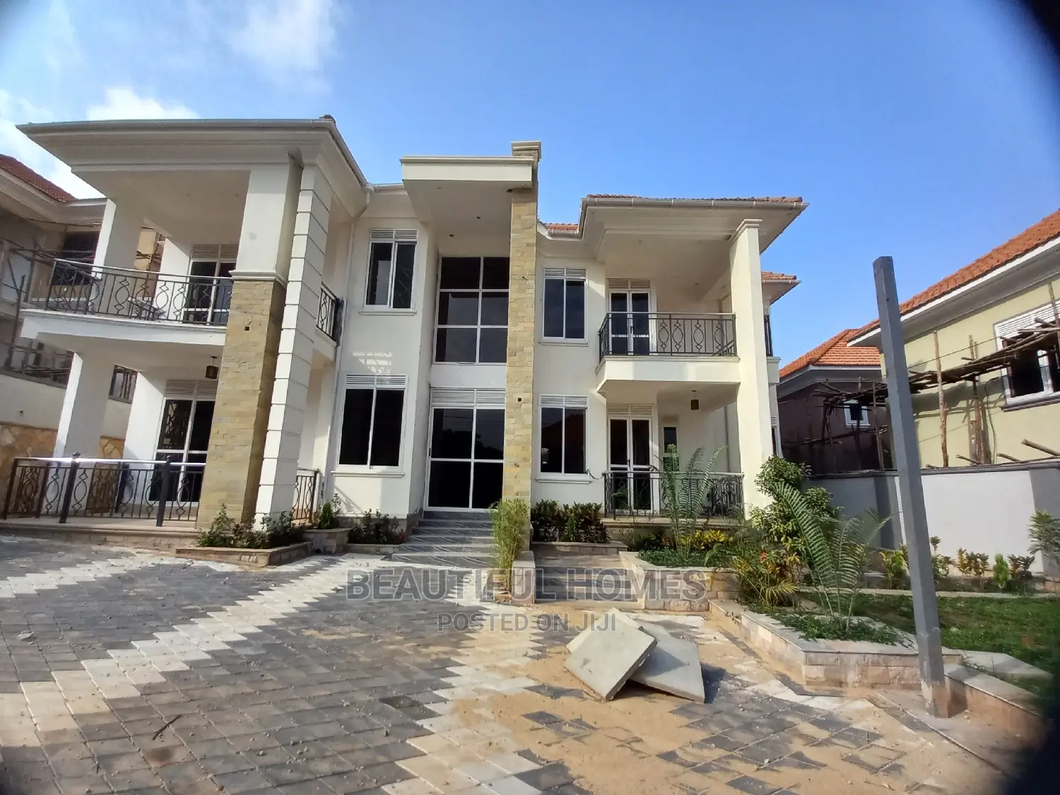 Furnished 6bdrm House in Kyanja, Central Division for Sale