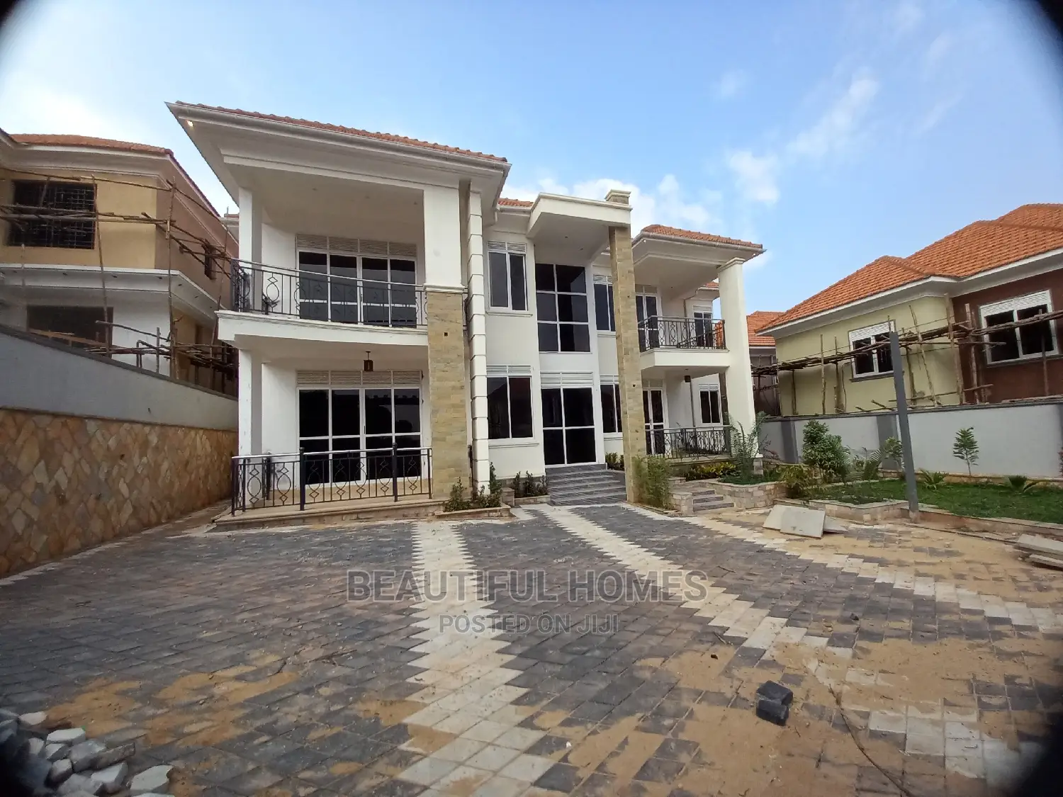 Furnished 6bdrm Mansion in Kyanja Posh, Central Division for Sale