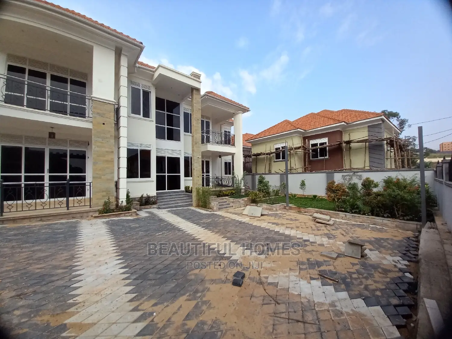 Furnished 6bdrm House in Kyanja Splendid, Central Division for Sale