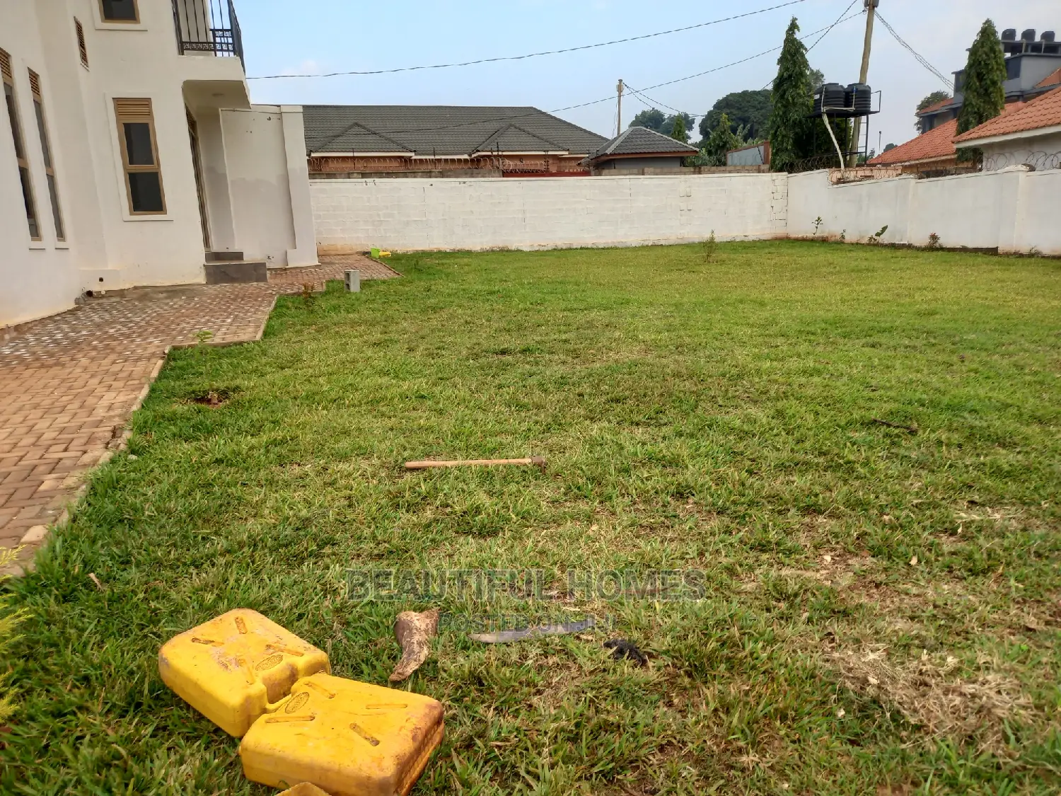 Furnished 6bdrm Duplex in Kyanja, Central Division for Sale