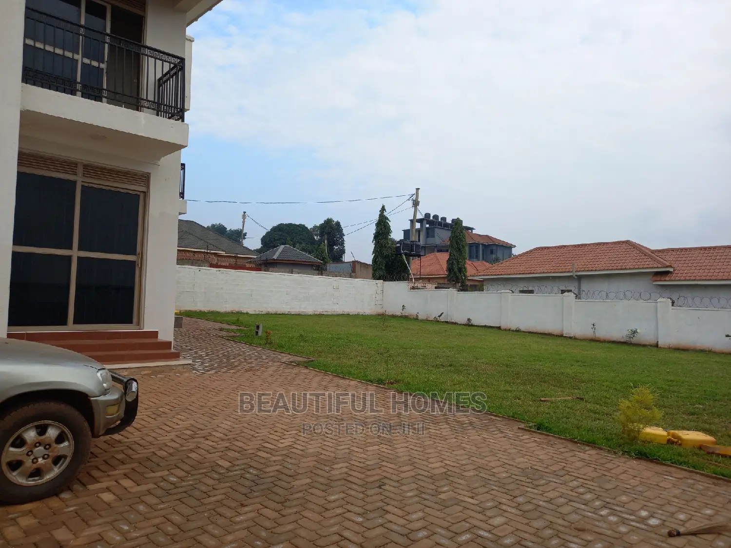 Furnished 6bdrm Mansion in Kyanja Corporate, Central Division for Sale