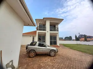 Furnished 6bdrm House in Kyanja, Central Division for Sale