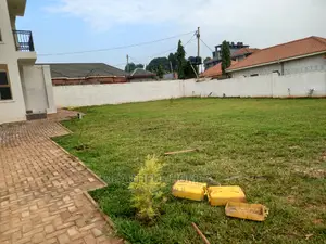 Furnished 6bdrm House in Kyanja, Central Division for Sale