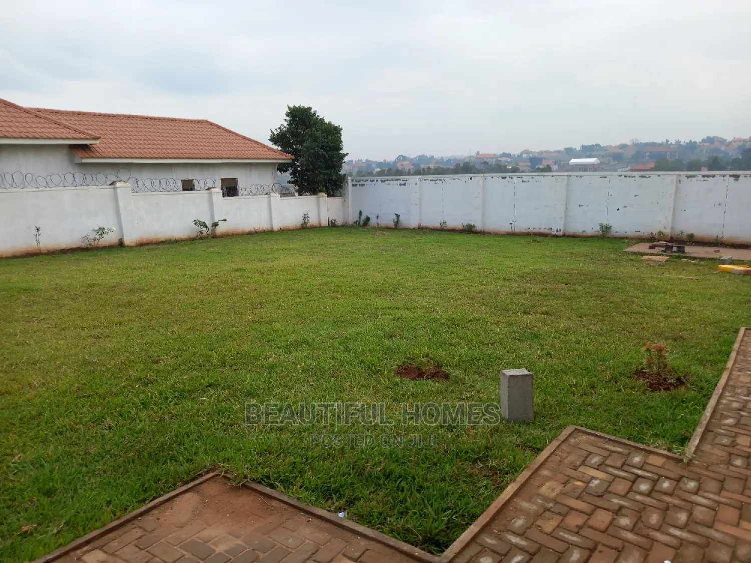 Furnished 6bdrm House in Kyanja, Central Division for Sale