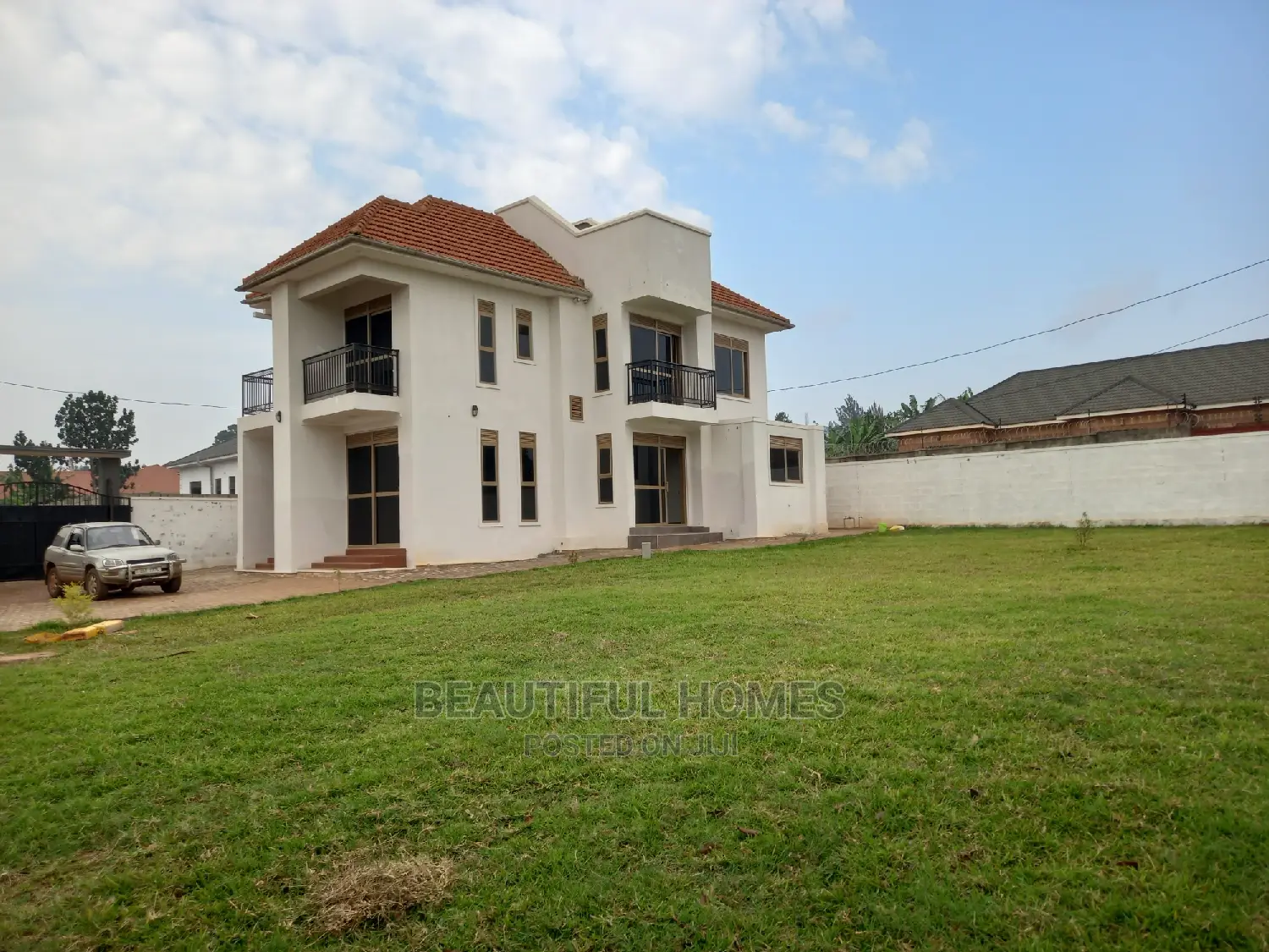Furnished 6bdrm Mansion in Kyanja Epic, Central Division for Sale