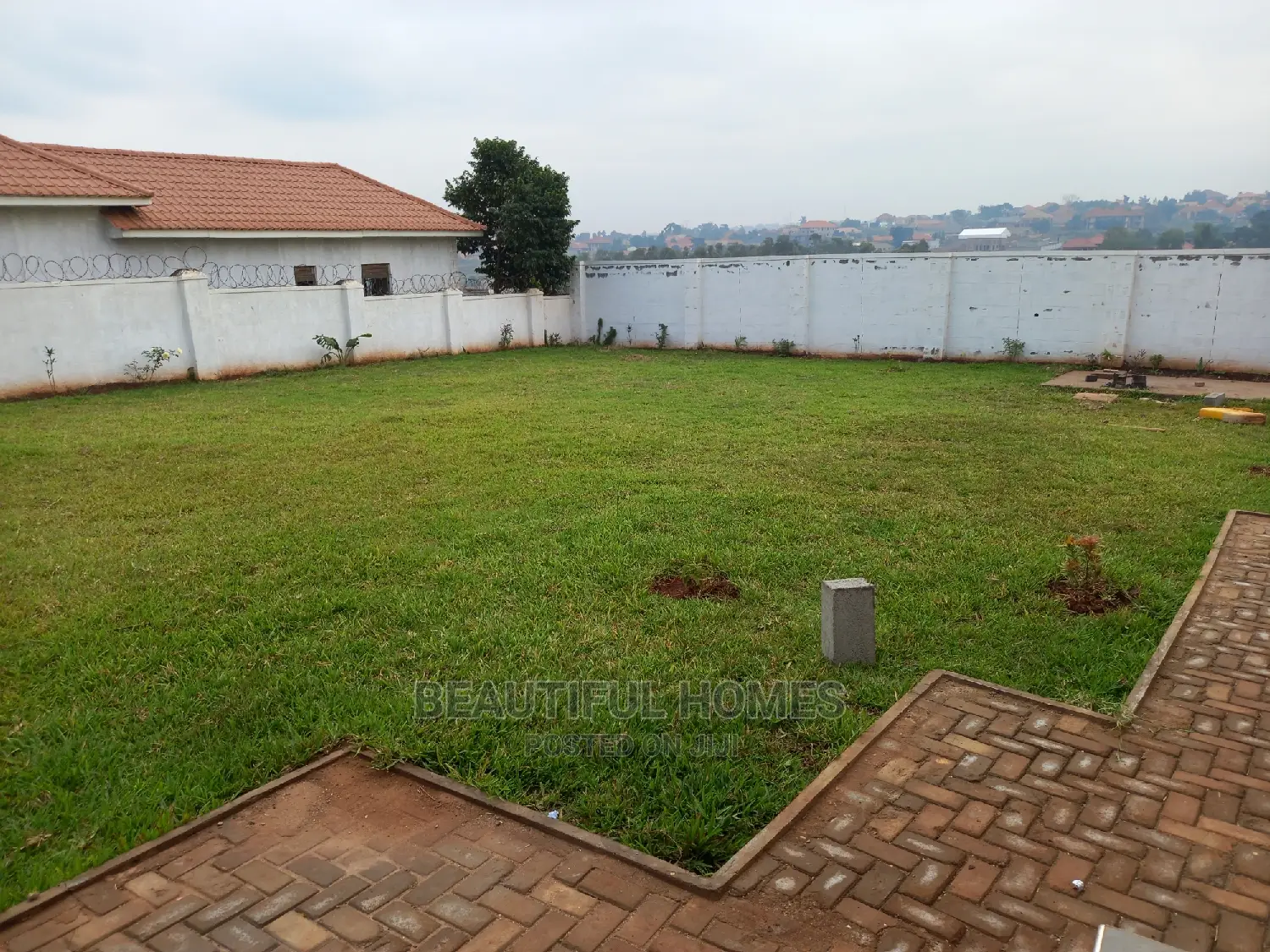 Furnished 6bdrm Mansion in Kyanja Epic, Central Division for Sale