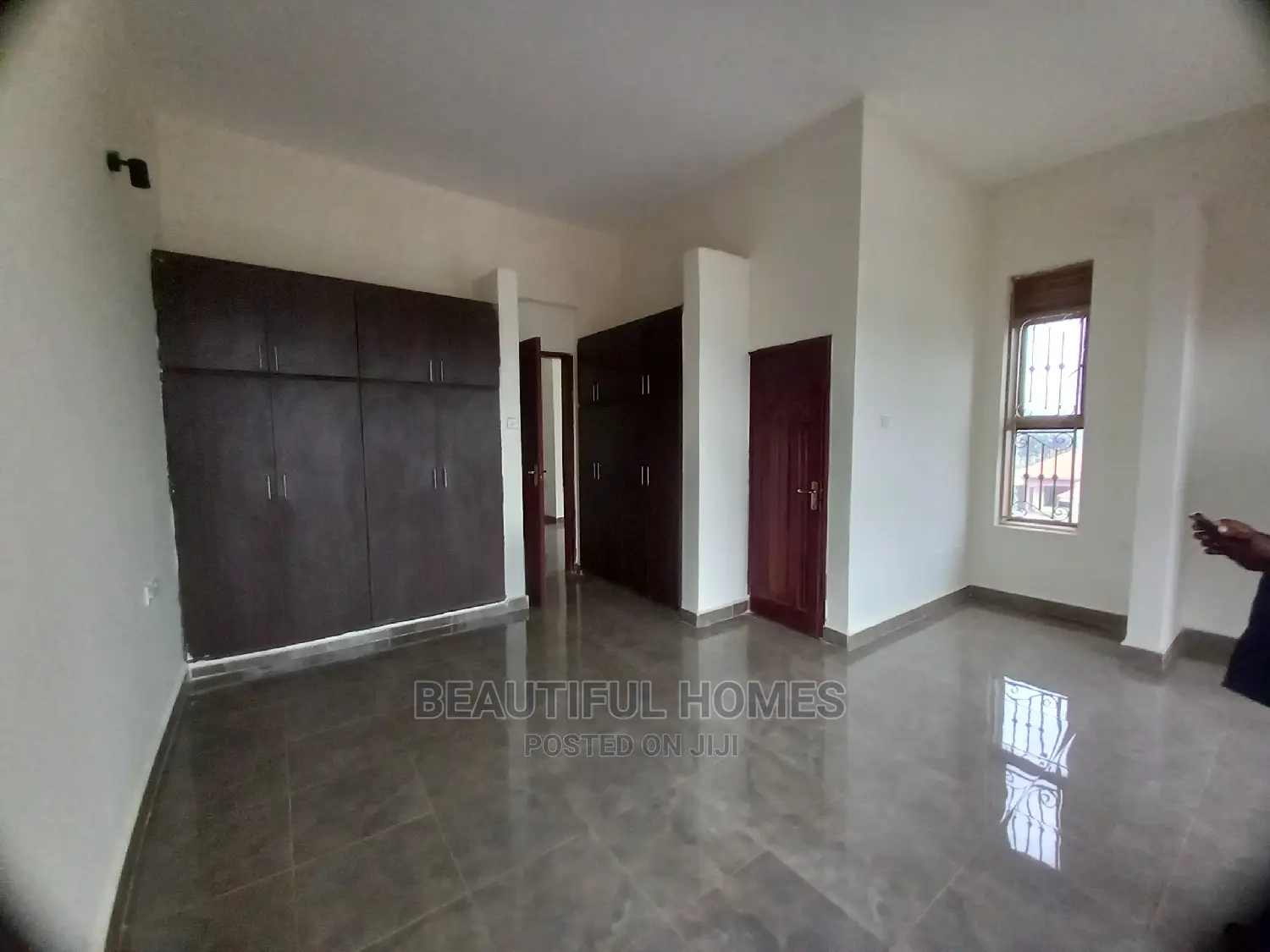 Furnished 6bdrm Mansion in Kyanja, Central Division for Sale