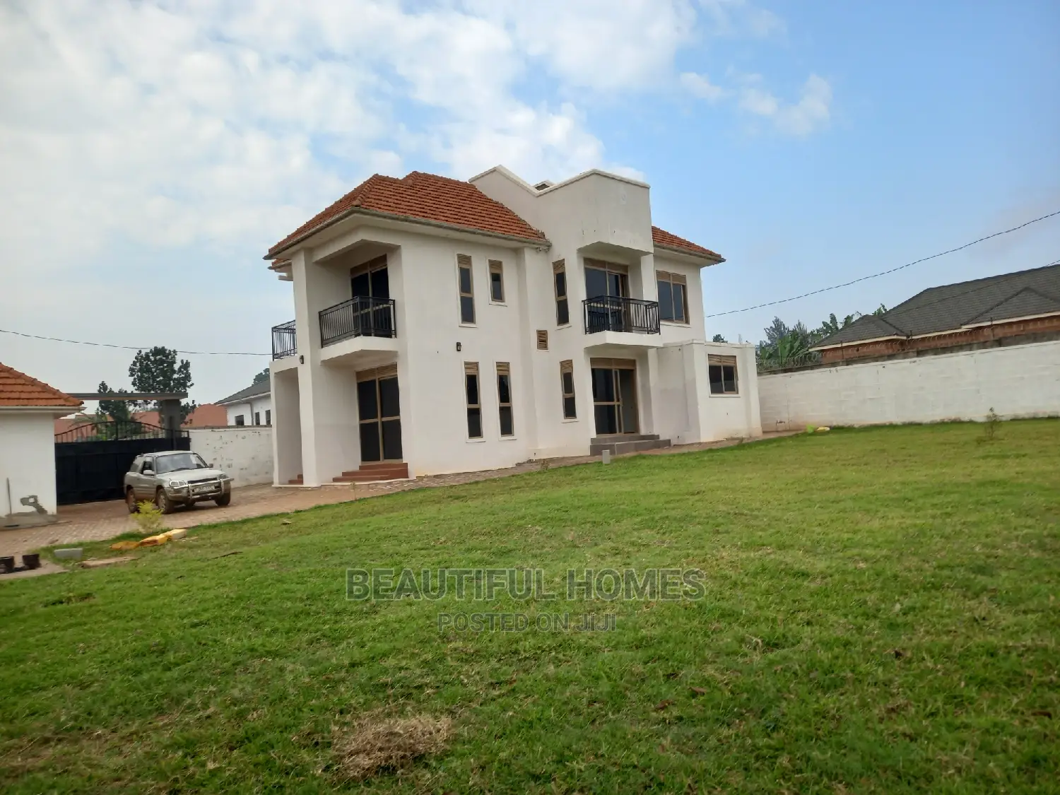 Furnished 6bdrm Mansion in Kyanja, Central Division for Sale