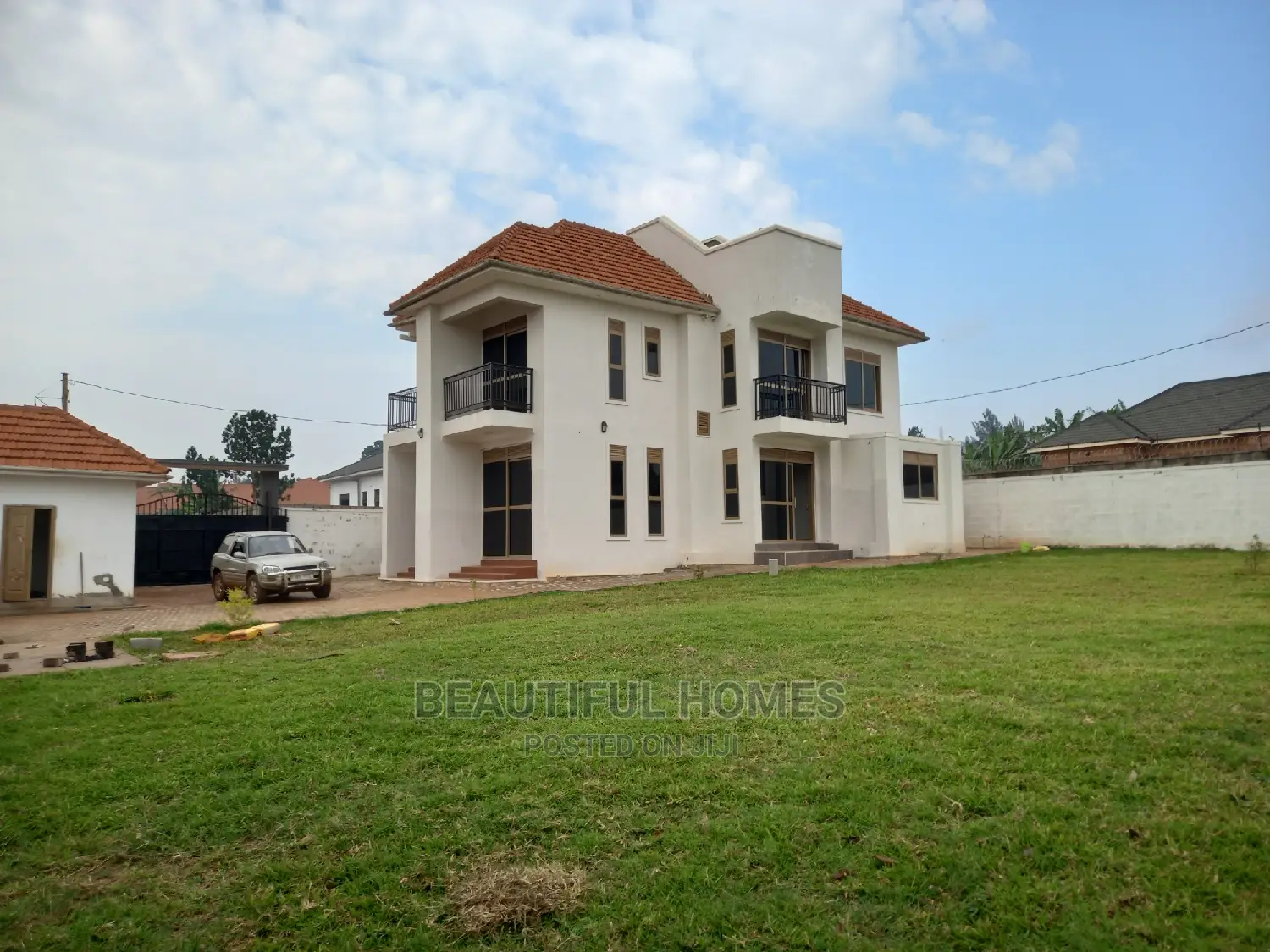 Furnished 6bdrm Mansion in Kyanja, Central Division for Sale