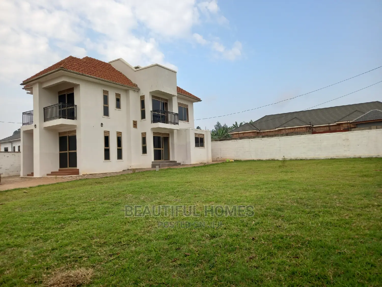 Furnished 6bdrm Mansion in Kyanja, Central Division for Sale