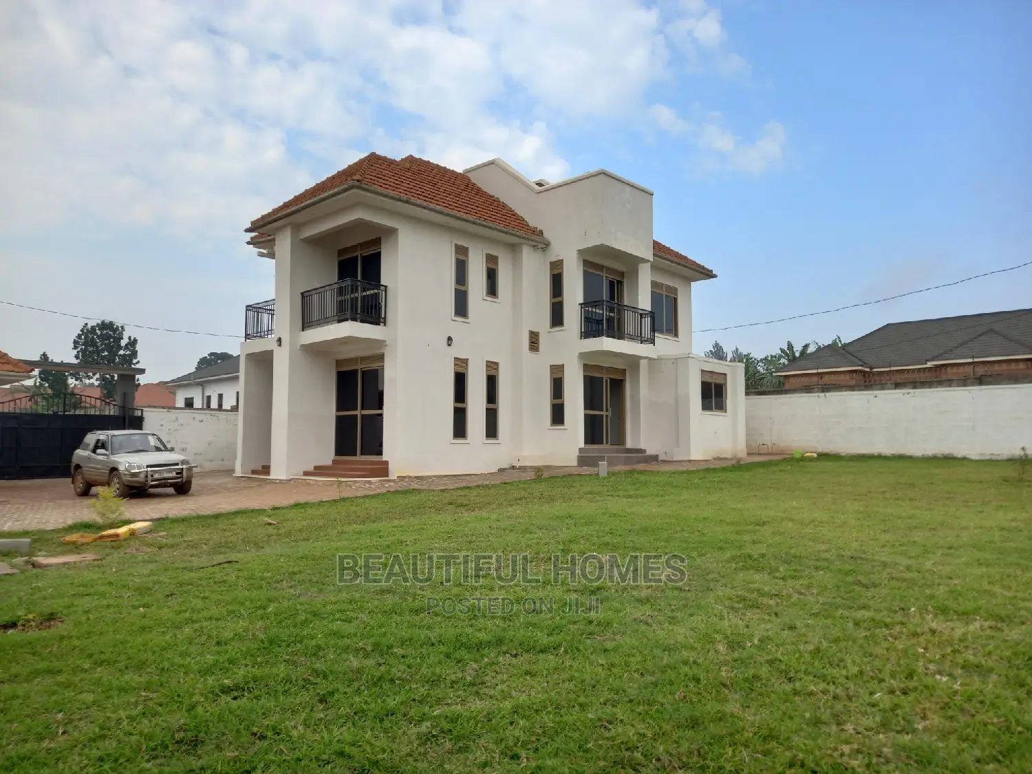 Furnished 6bdrm Mansion in Kyanja, Central Division for Sale