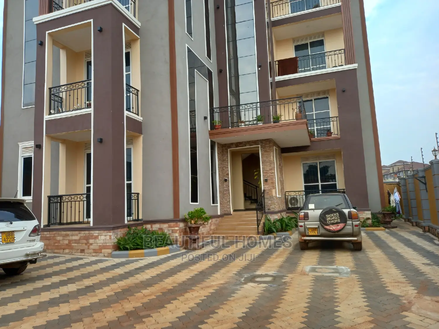 Furnished 2bdrm Apartment in Kyanja Tarmacked, Central Division
