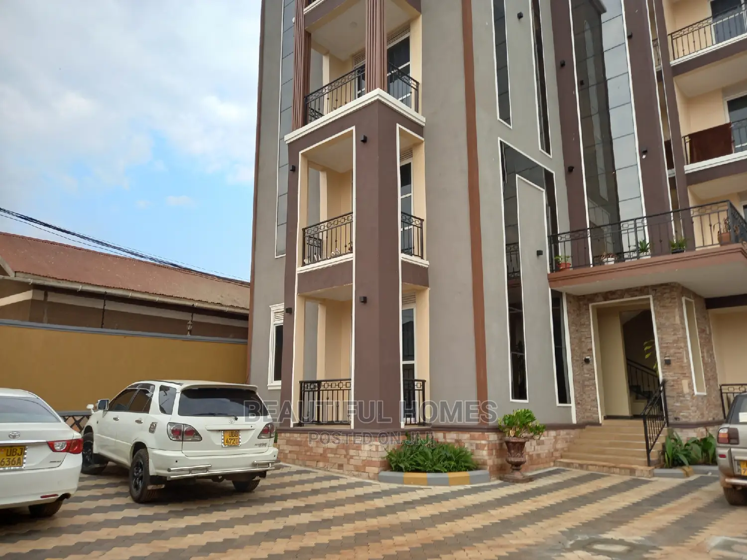Furnished 2bdrm Block of Flats in Kyanja 1, Central Division for Sale