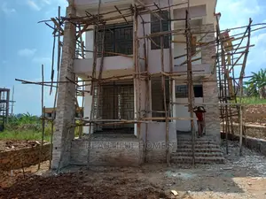 Furnished 4bdrm Mansion in Kira Corporate for Sale