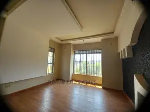 Furnished 4bdrm House in Kira Tarmacked for Sale