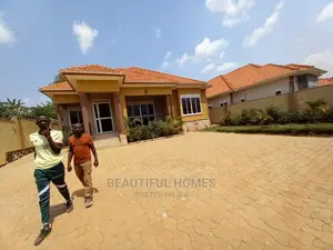 Furnished 4bdrm House in Kira Tarmacked for Sale