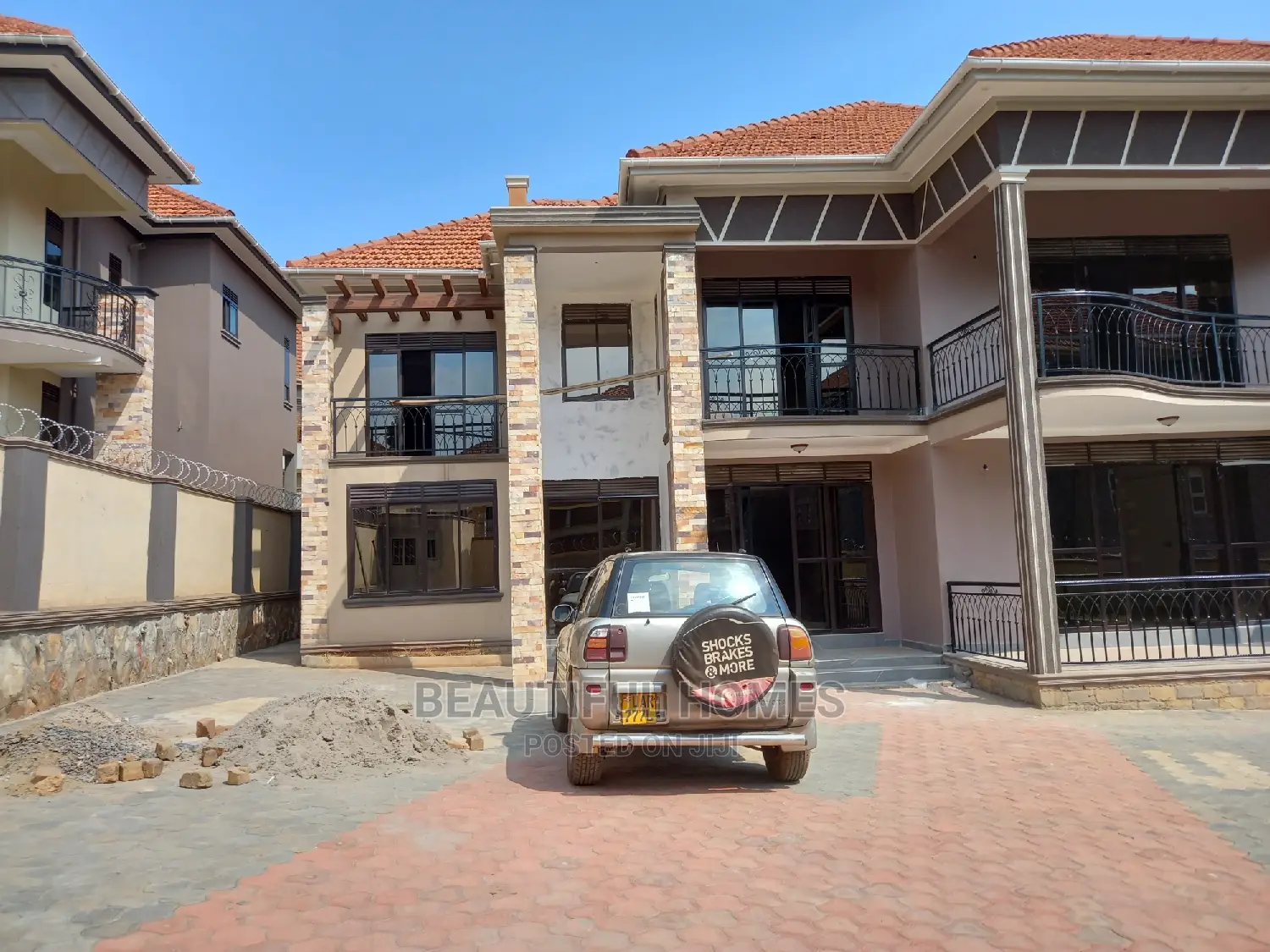 Furnished 6bdrm Mansion in Najjera, Central Division for Sale
