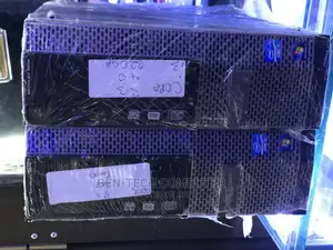 Desktop Computer Dell 4GB Intel Core I3 HDD 500GB