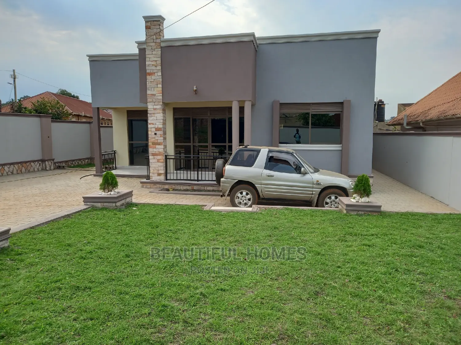 Furnished 4bdrm House in Kira, Central Division for Sale