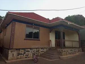 3bdrm Bungalow in Rubaga Bunamwaya, Division B for Sale