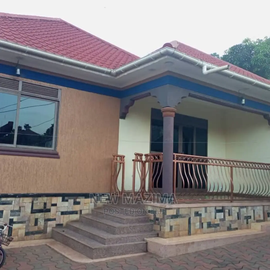 3bdrm Bungalow in Rubaga Bunamwaya, Division B for Sale