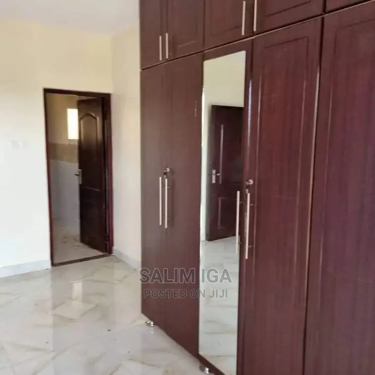3bdrm Condo in Kololo Property, Central Division for Sale