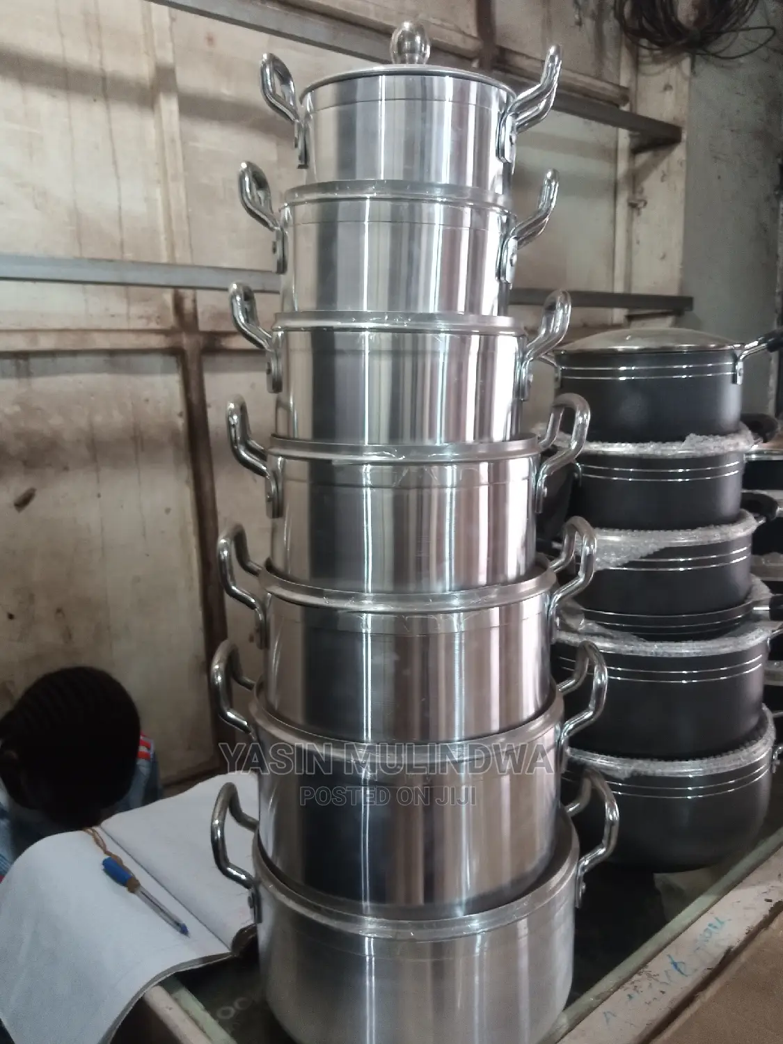 Cooking and Serving Pots 7pcs.