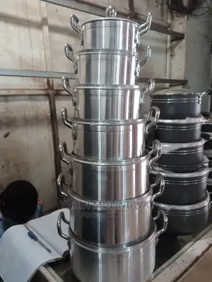 Cooking and Serving Pots 7pcs.