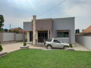 Furnished 4bdrm House in Kira for Sale