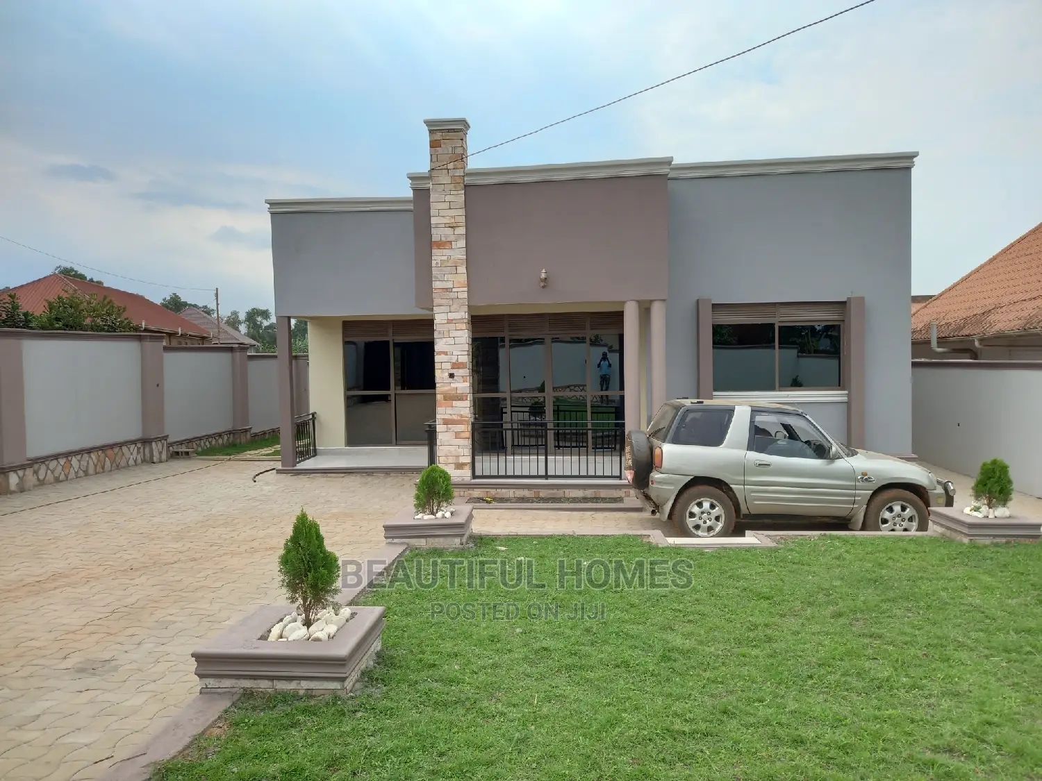 Furnished 4bdrm House in Kira Nice for Sale