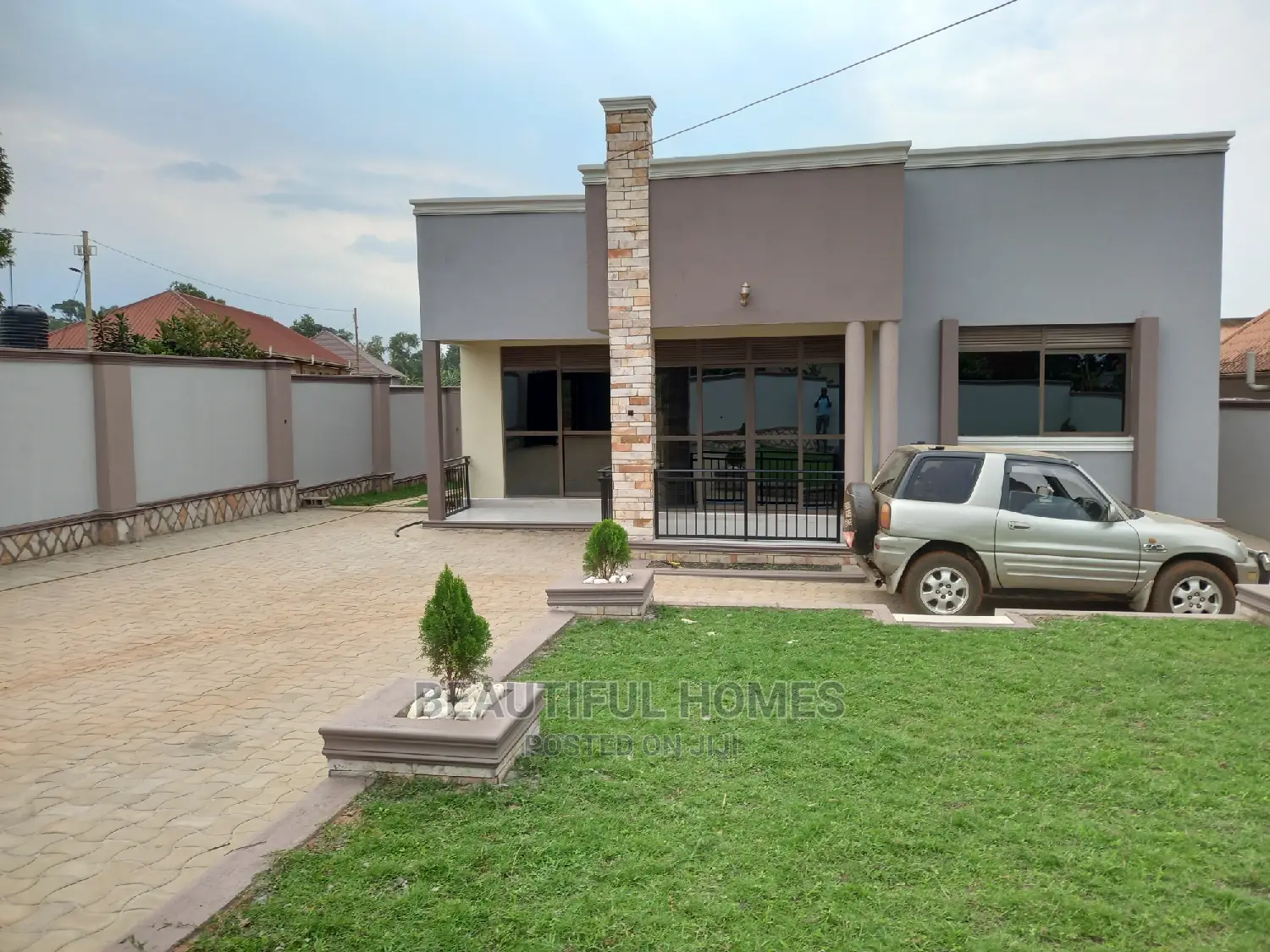 Furnished 4bdrm House in Kira Nice for Sale