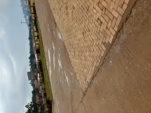 Furnished 2bdrm Condo in Bukoto, Central Division for Sale