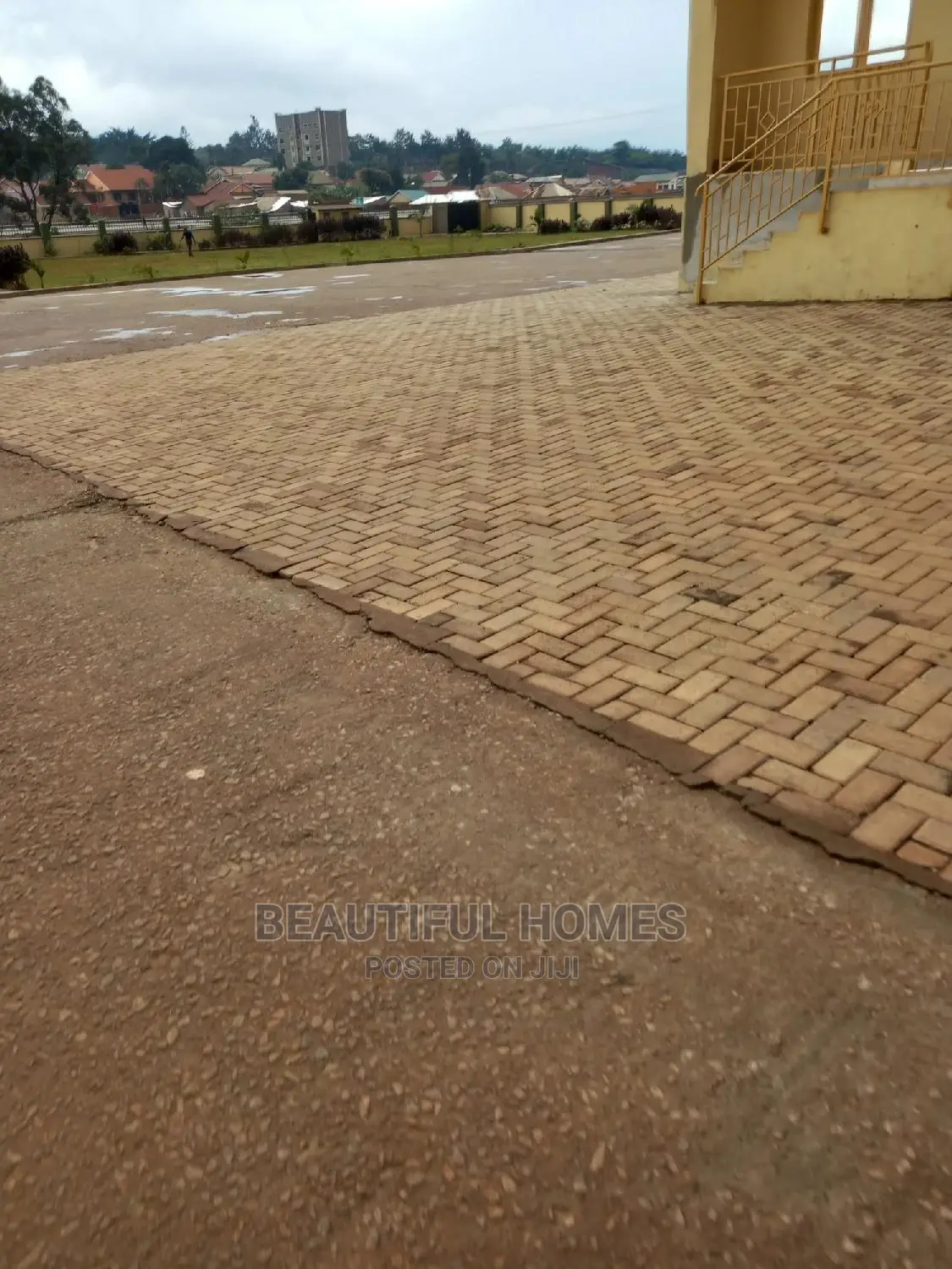 Furnished 2bdrm Condo in Bukoto, Central Division for sale