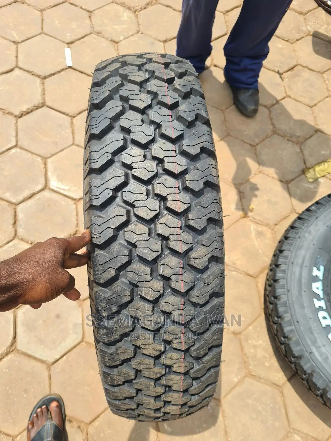 235/85r16 Gt Savero