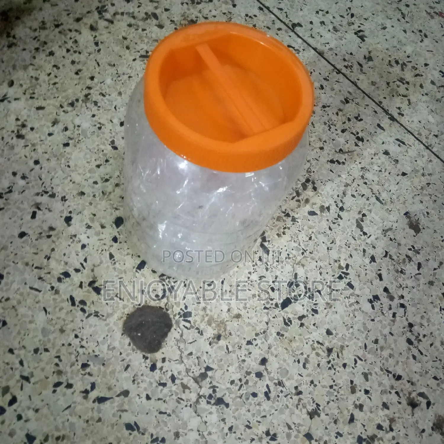Plastic Storage Transparent Vessels