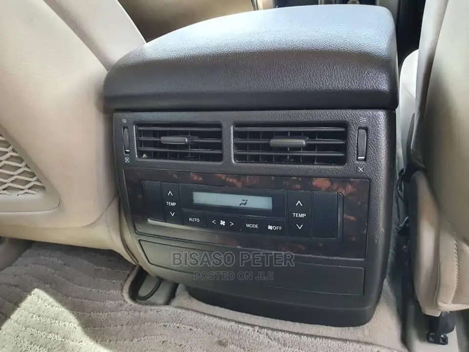 Toyota Land Cruiser 2008 White