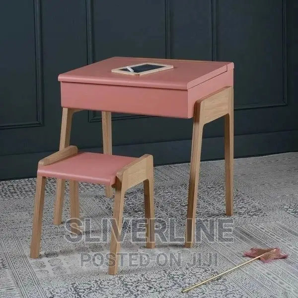 Kids Reading Tables