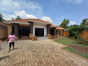 Furnished 4bdrm House in Kisaasi, Central Division for Sale