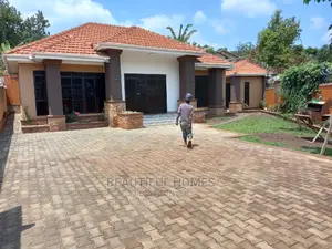 Furnished 4bdrm House in Kisaasi Organised, Central Division for Sale