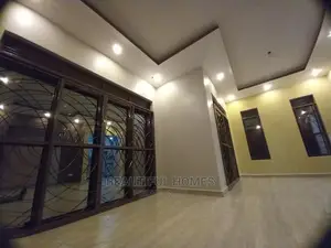 Furnished 4bdrm House in Kira for Sale