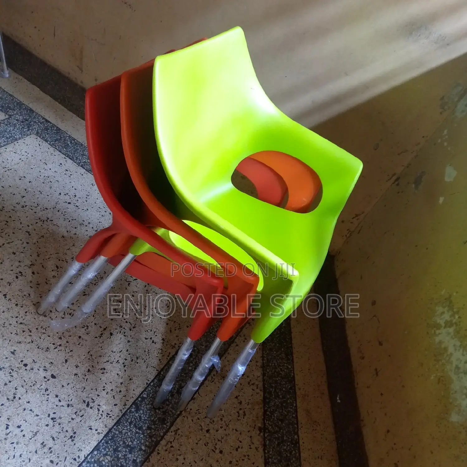 Durable Plastic VIP Chairs