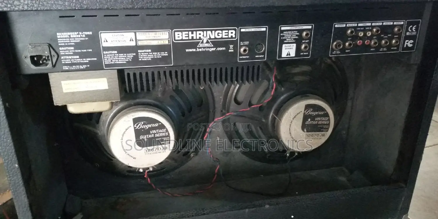 Behringer Sole Guitar Combo Speaker